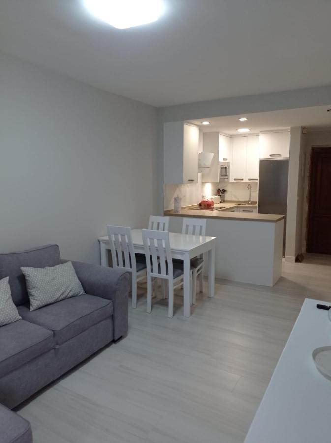 פואנגירולה Apartamento Ronda IV מראה חיצוני תמונה